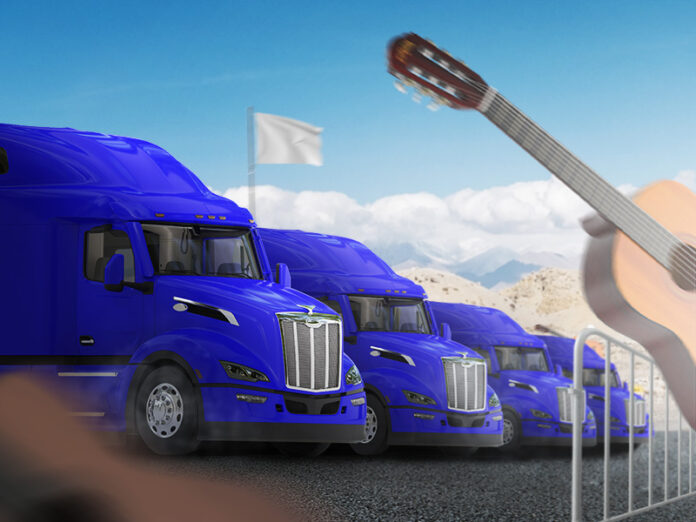 Country music trucks strike for better working conditions