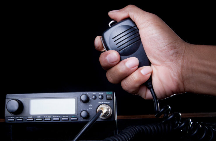 Trucker Breaks Record for Most Dad Jokes Over CB Radio, Claims Truck is His Child